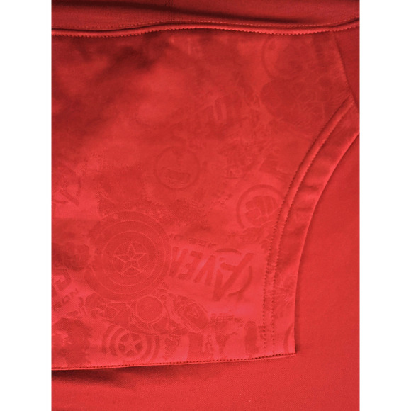 Marvel Avengers Hoodie Mens Large Red Embossed Graphic Pullover Superhero Comic - Picture 2 of 8